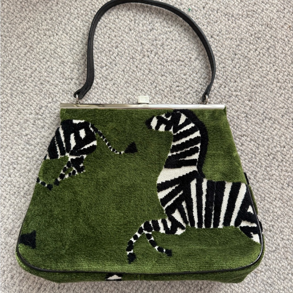 Stunning Green Zebra Chenille Top-Handle Women’s Bag NWT - Picture 3 of 10